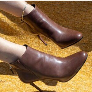 NEW, Prada Calfskin Stiletto Back Zip Booties